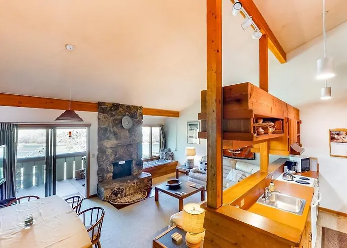 Apartment 3223 Thimbleberry *